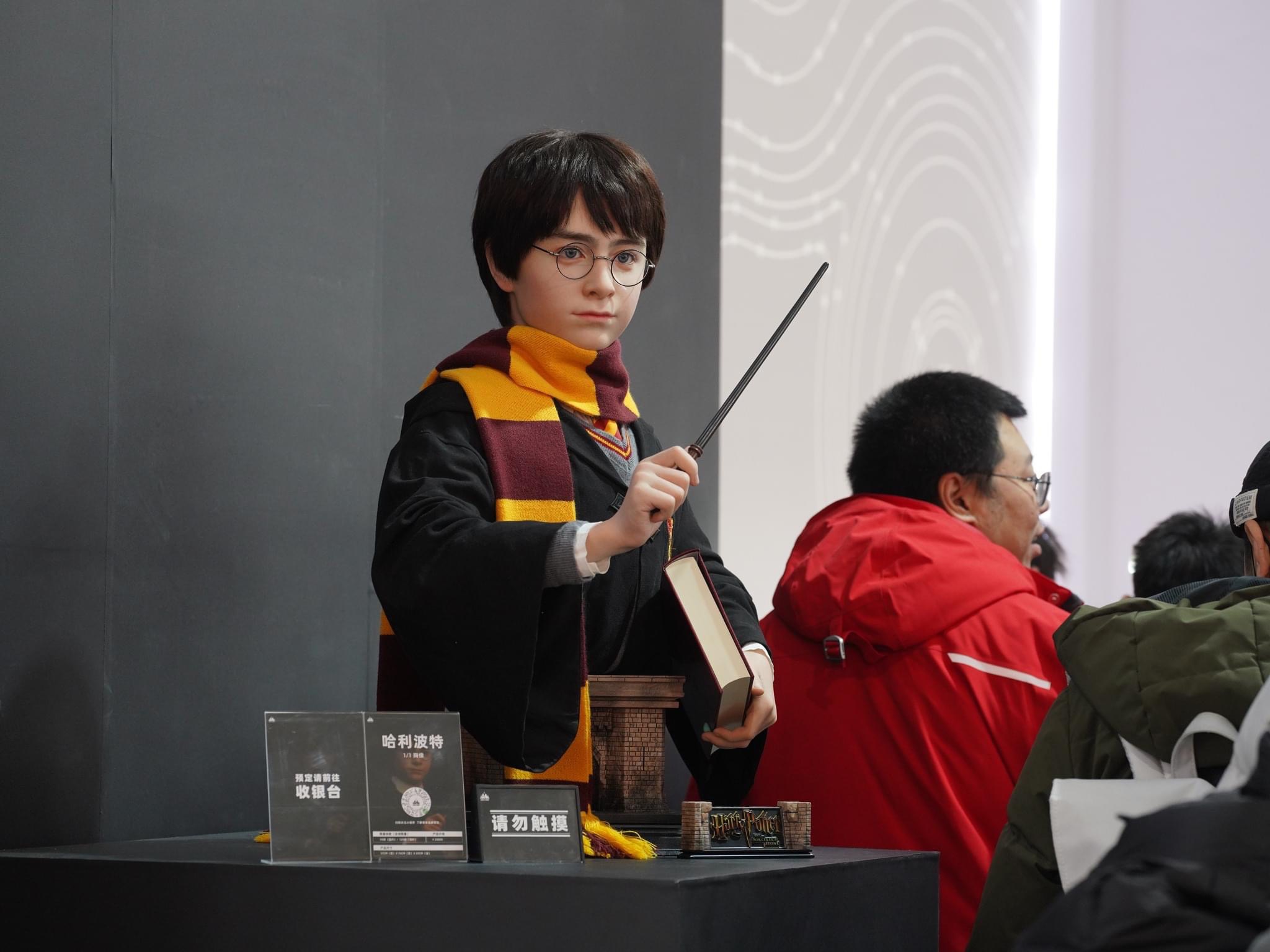 Harry Potter แฮรี่ Bust Life Size by Queen Studios (มัดจำ) [[SOLD OUT]]