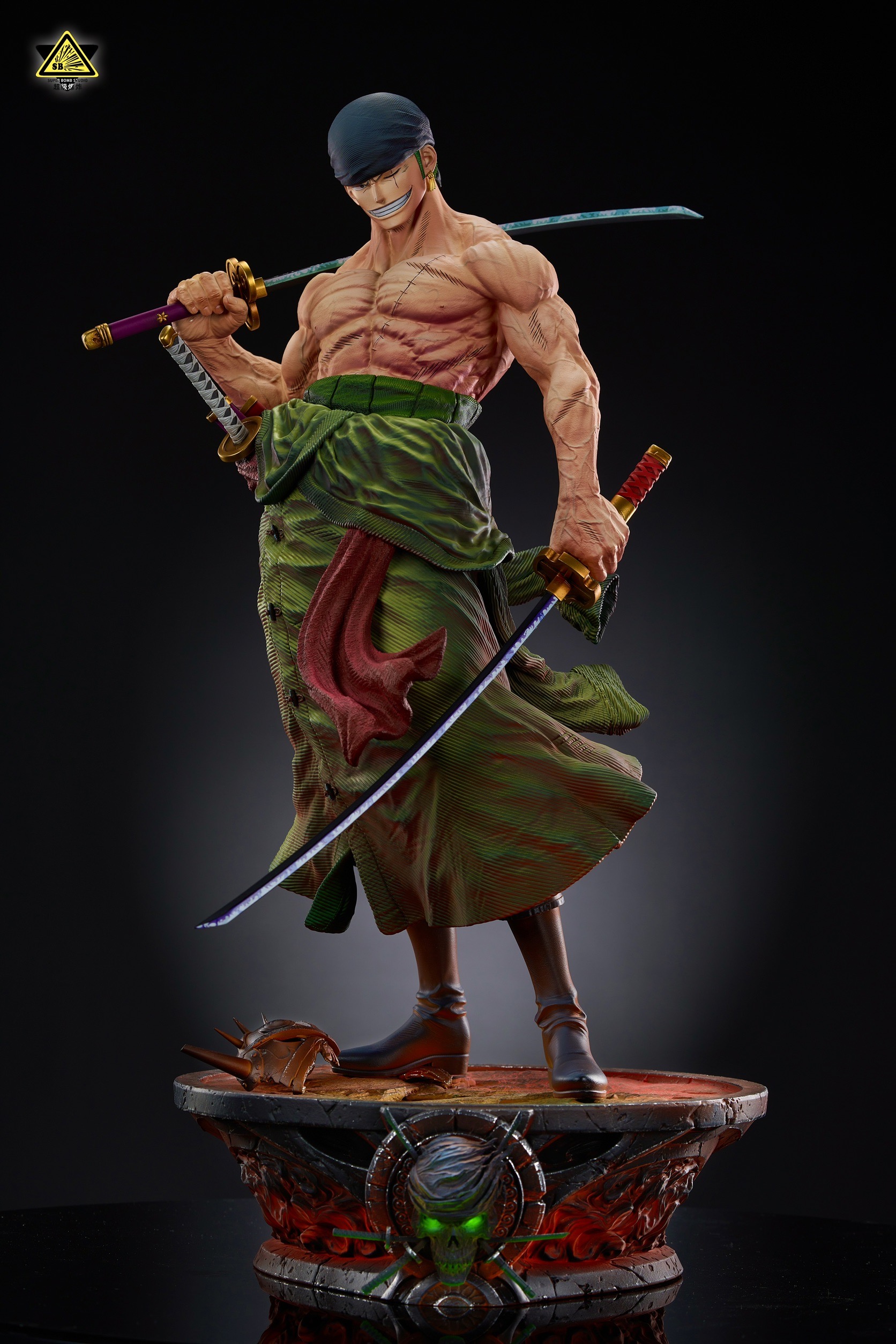 1/8 Roronoa Zoro นักล่าโจรสลัด โซโล by SBS ( Super Bomb Studio ) (มัดจำ)