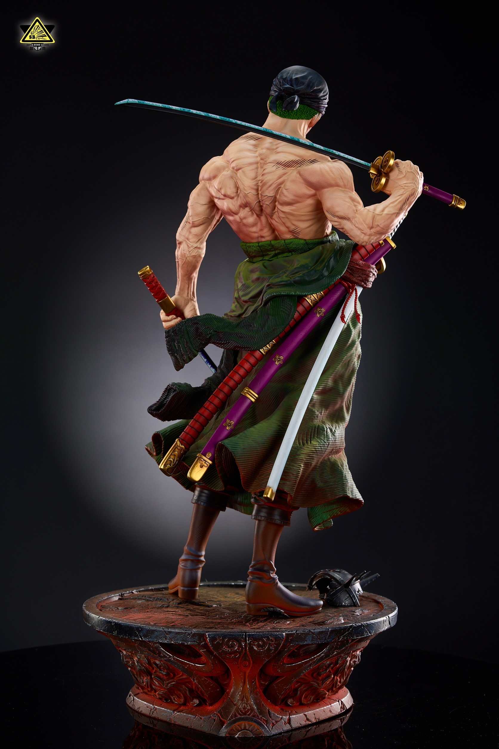 1/4 Roronoa Zoro นักล่าโจรสลัด โซโล by SBS ( Super Bomb Studio ) (มัดจำ)